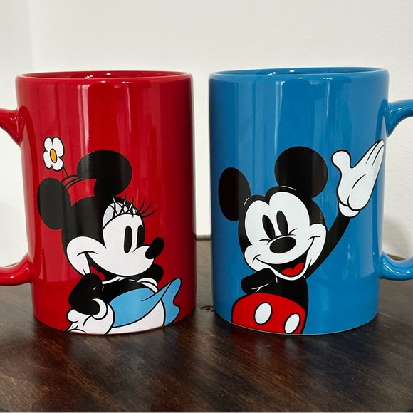 Disney Mickey & Minnie Mouse Mug Set by Jerry Leigh - Red & Blue Pair - Picture 2 of 4